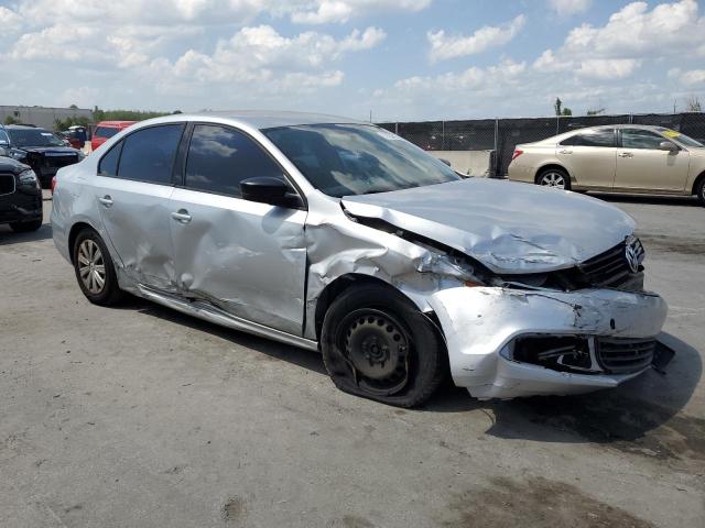 Vin: 3vw2k7aj1em252165, lot: 51223815, volkswagen jetta base 20144