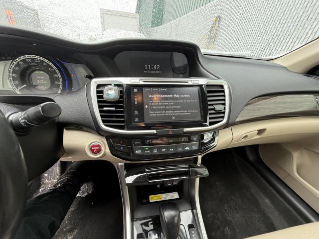 2017 HONDA ACCORD TOU - JHMCR6F70HC800428