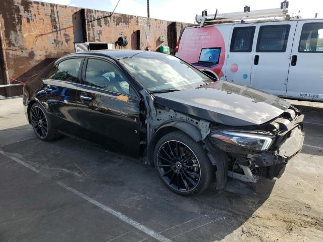 Vin: wdd3g4eb6kw005641, lot: 51456575, mercedes-benz a-class 220 20194