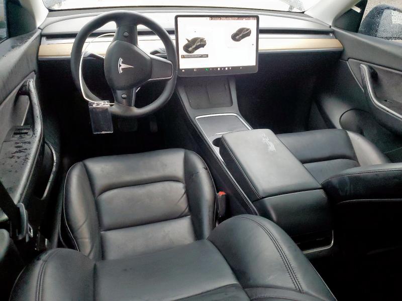 2021 TESLA MODEL Y 5YJYGDEE1MF211015