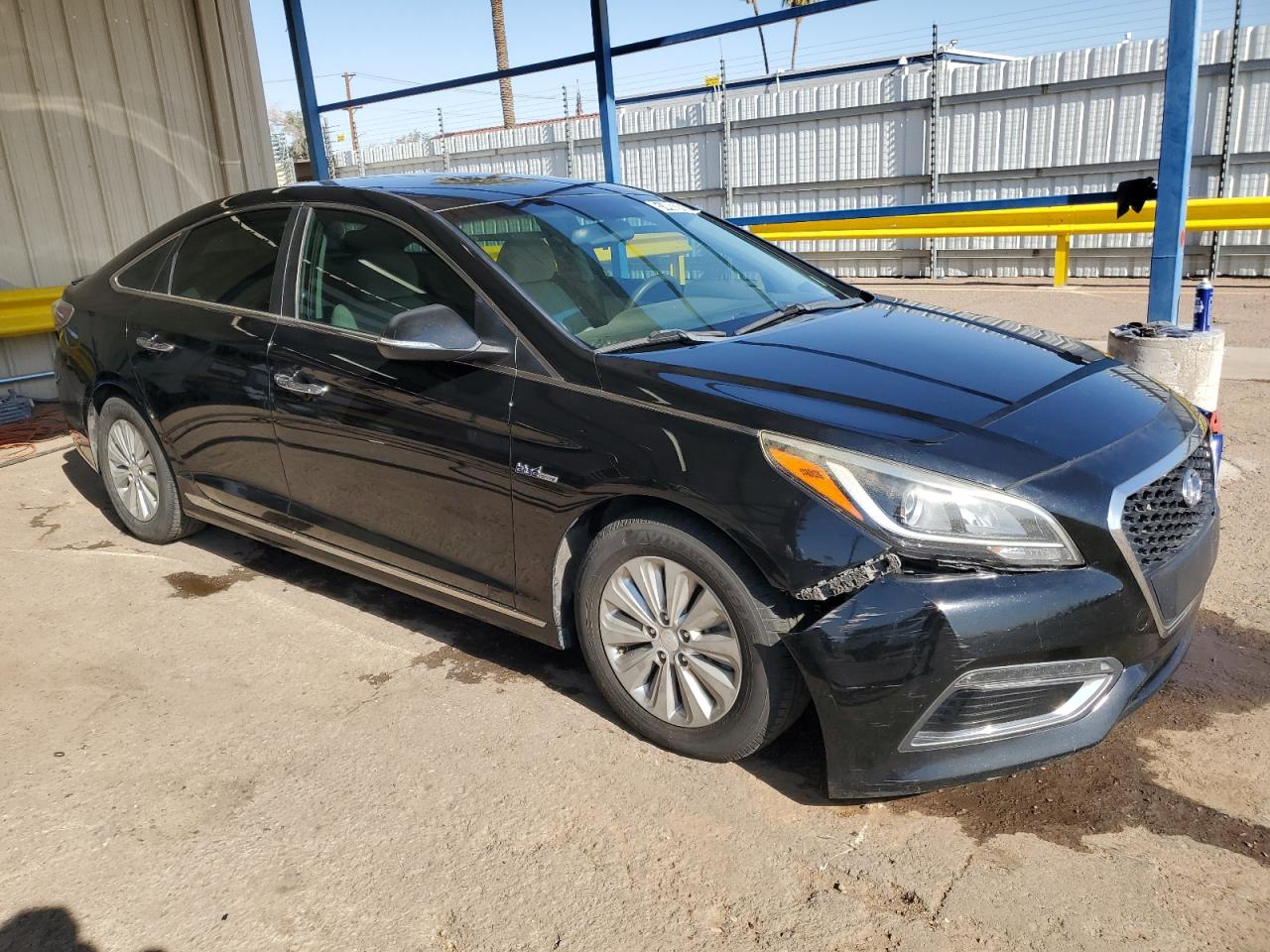 HYUNDAI SONATA HYBRID