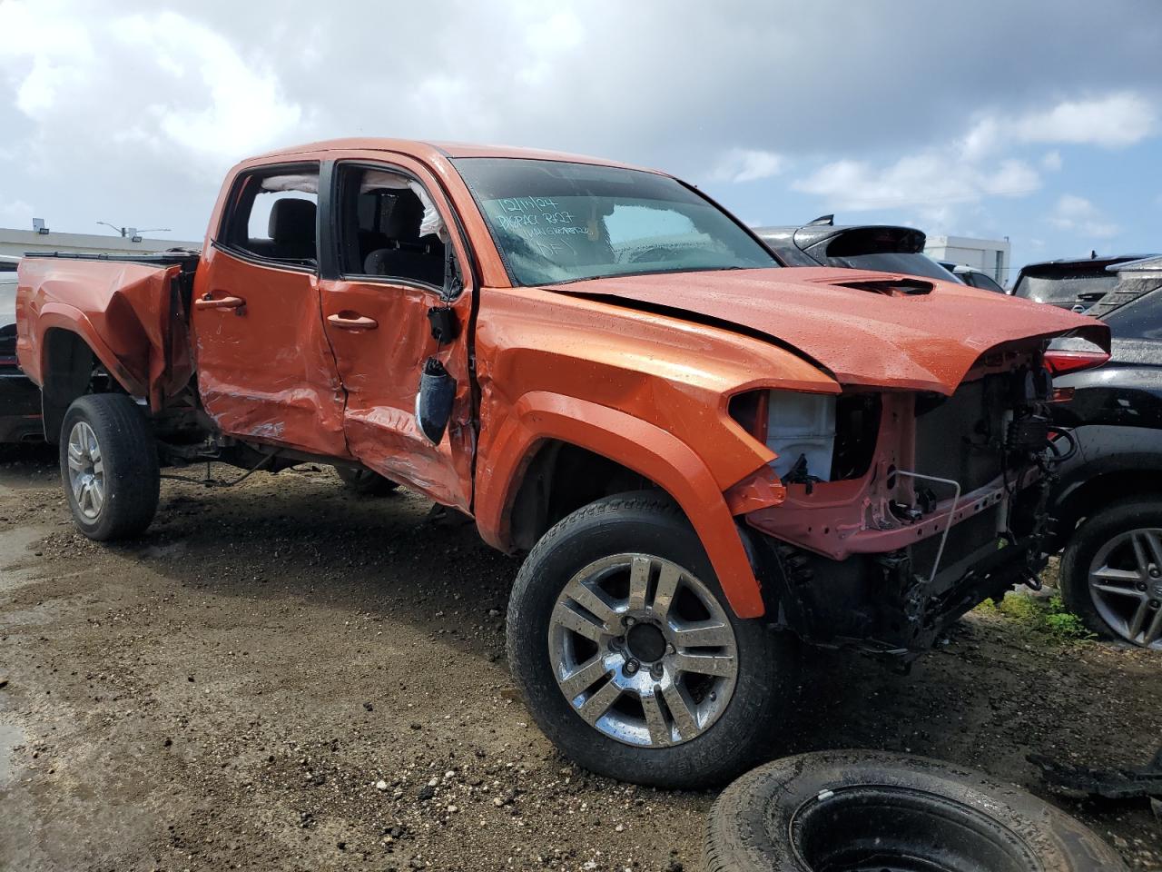 TOYOTA TACOMA DOUBLE CAB