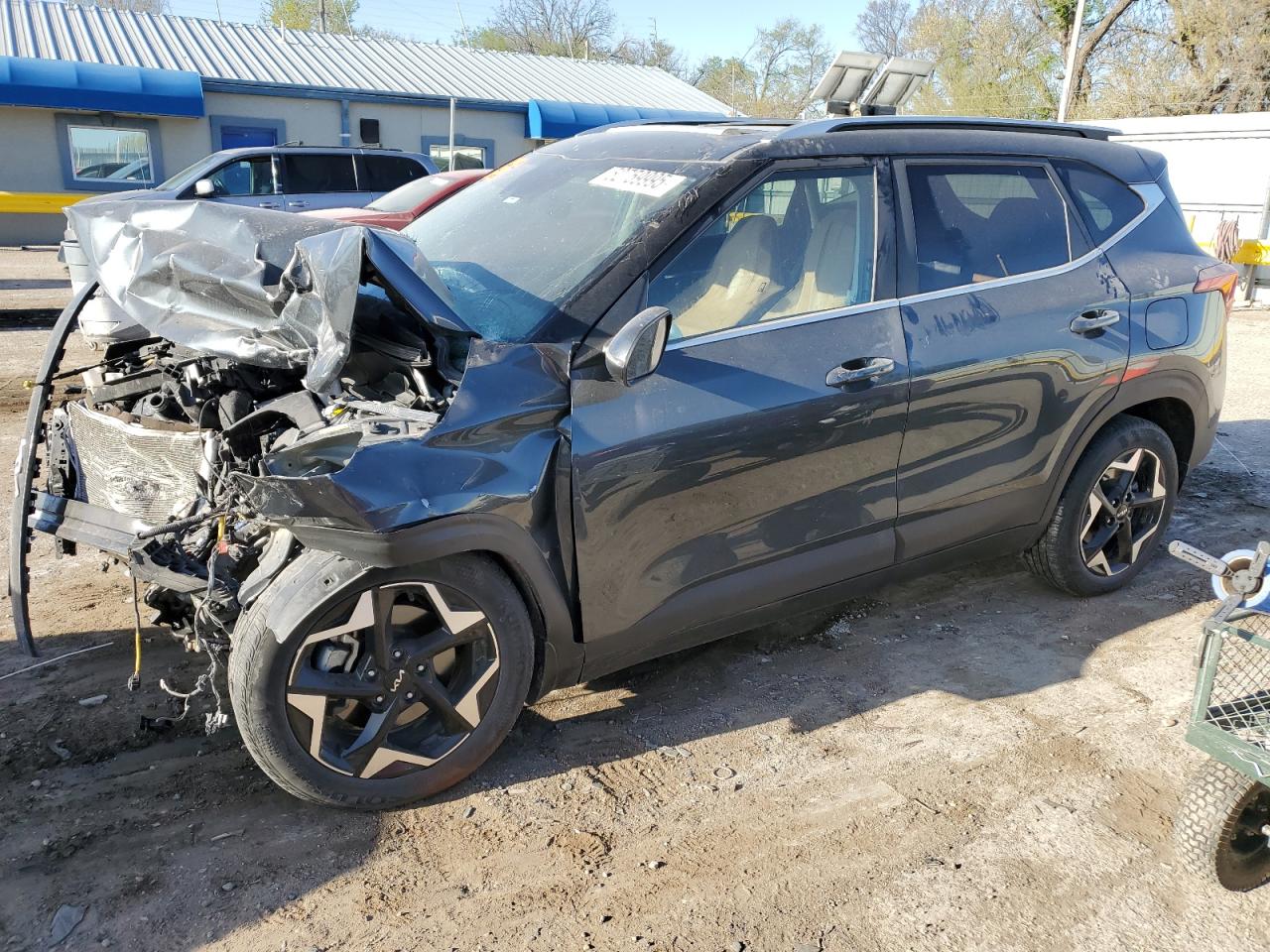 KIA SELTOS EX