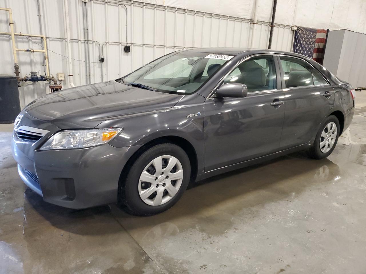 TOYOTA CAMRY HYBRID