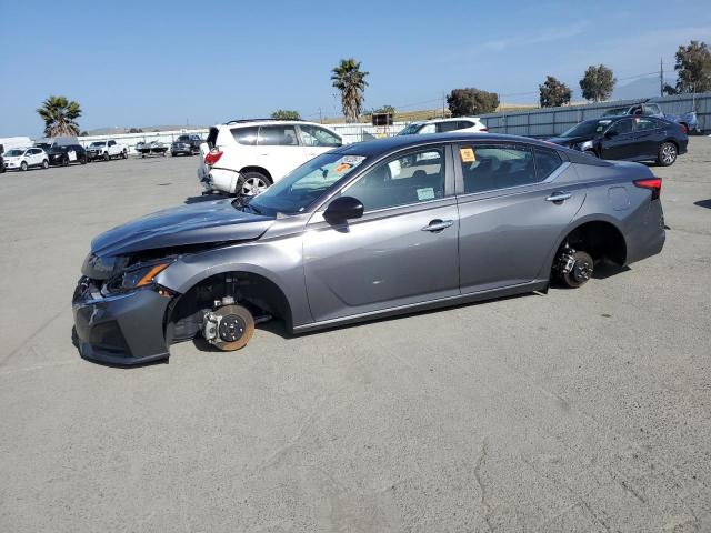 NISSAN ALTIMA SV