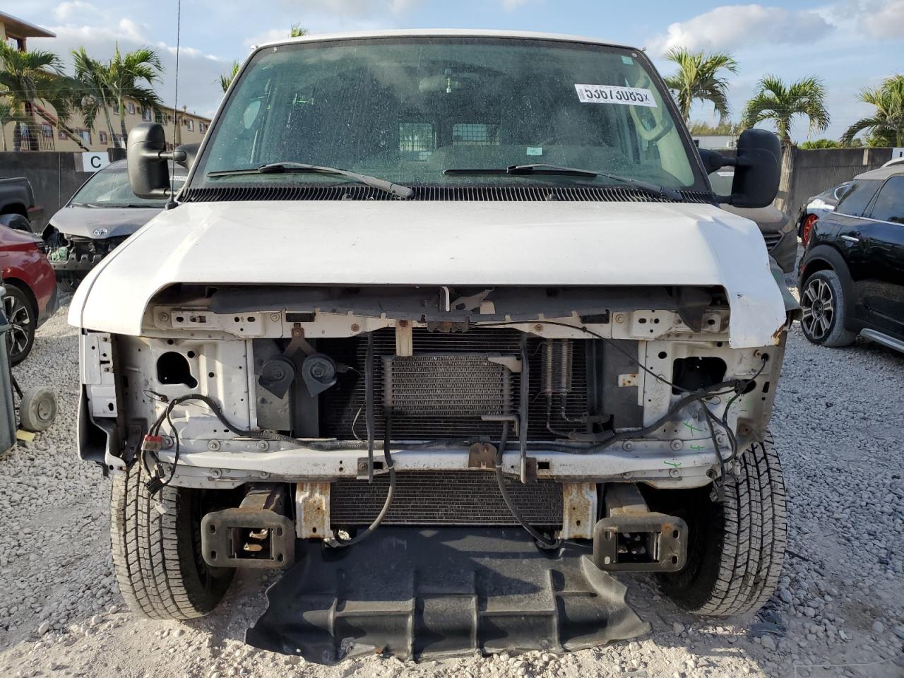 FORD ECONOLINE E250 VAN