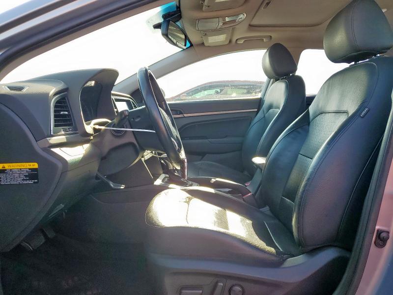 2017 HYUNDAI ELANTRA SE - 5NPD84LF3HH050858