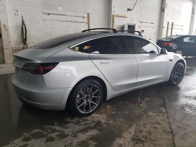 Vin: 5yj3e1eb4jf087466, lot: 52926405, tesla model 3 20183