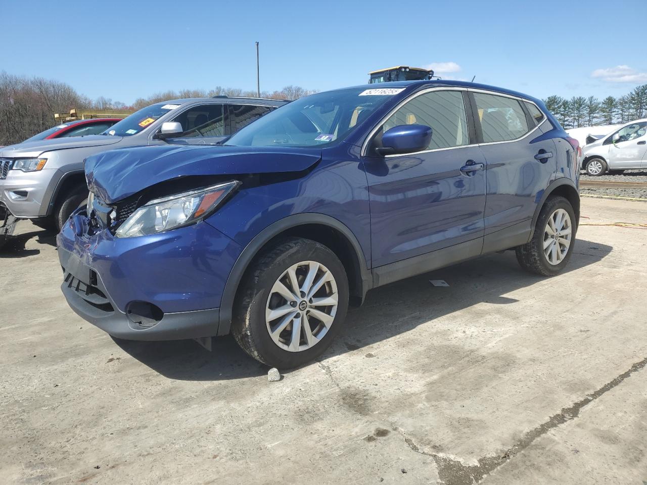 NISSAN ROGUE SPORT S