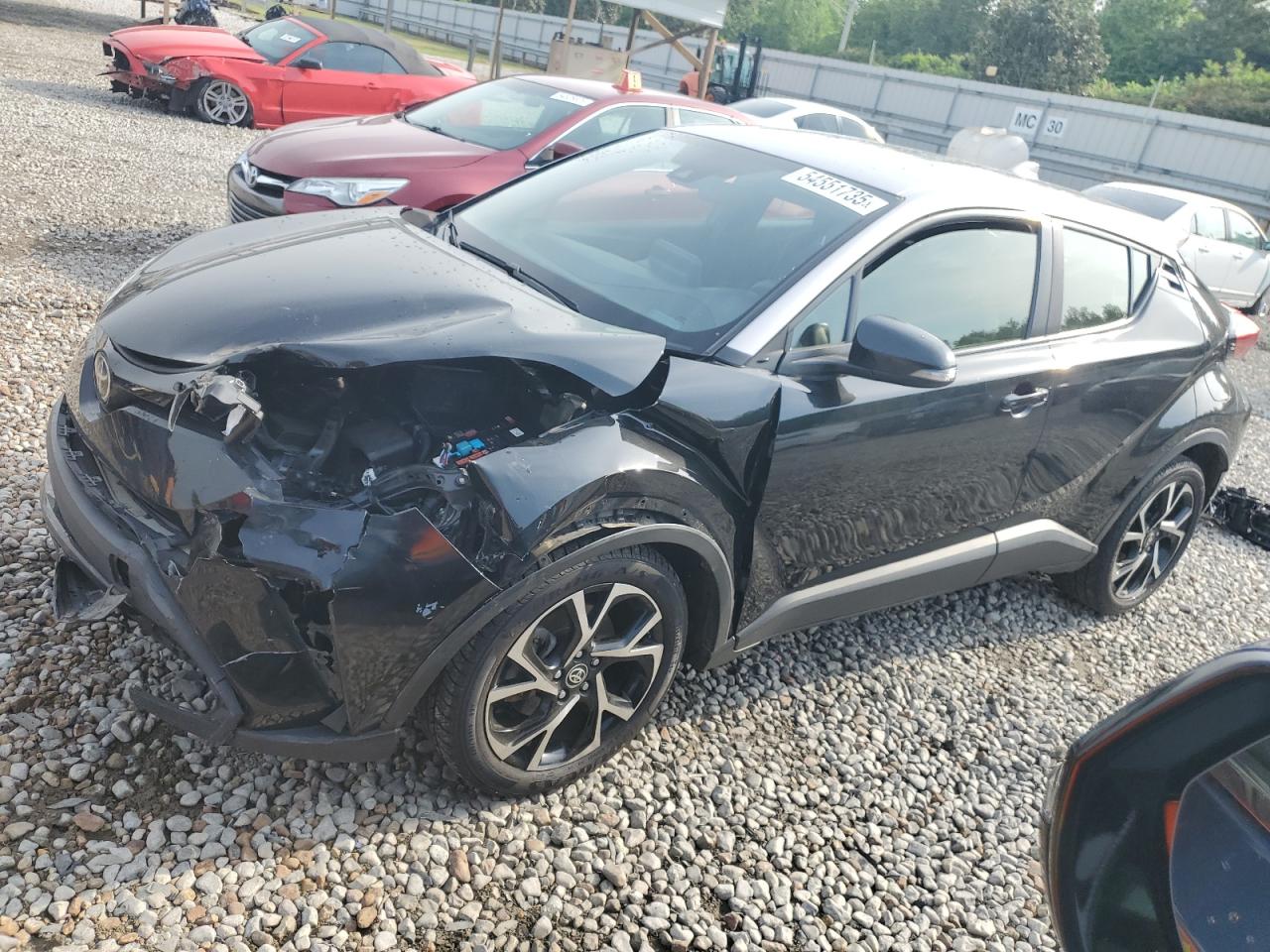TOYOTA C-HR XLE