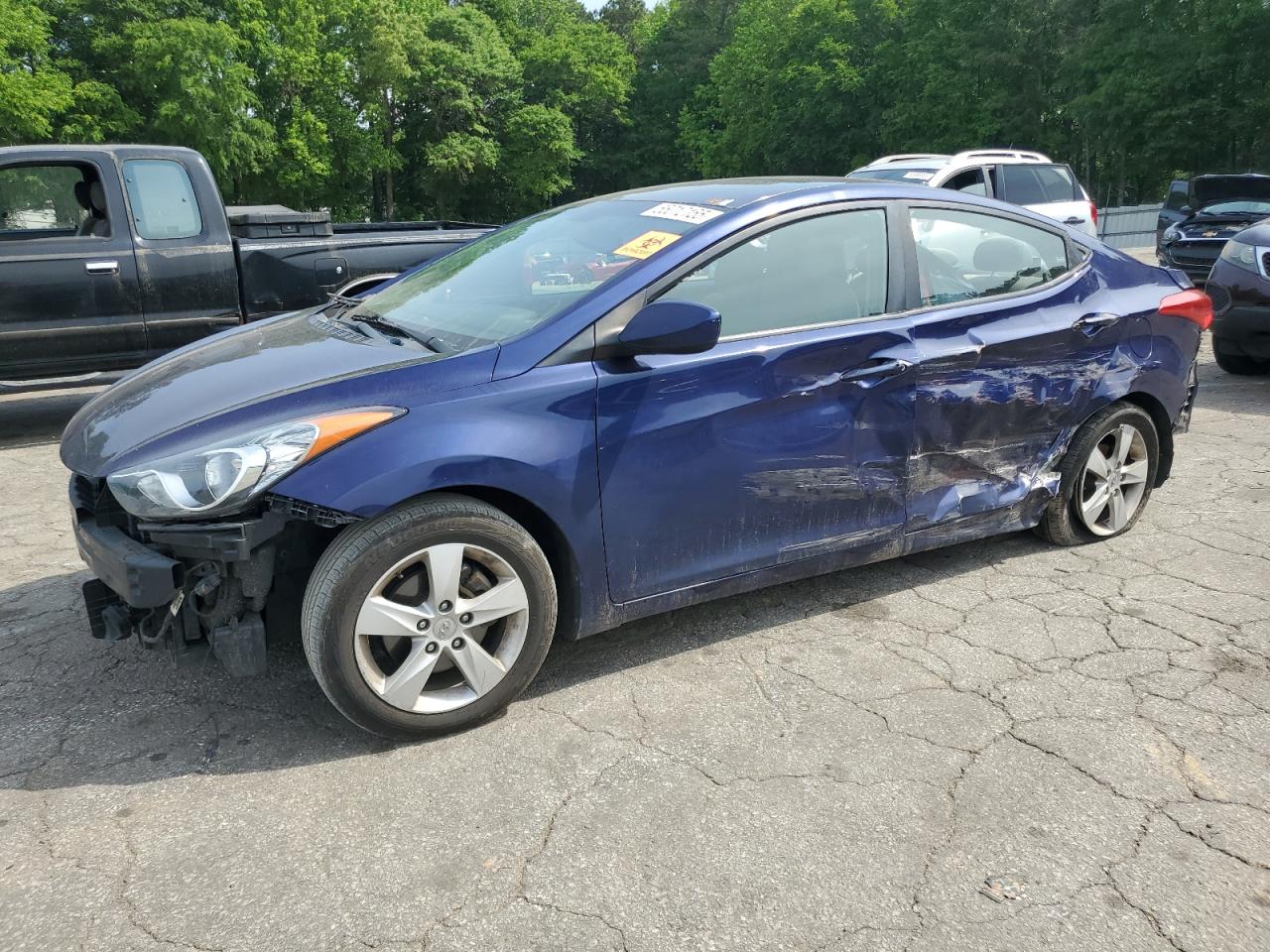 HYUNDAI ELANTRA GLS
