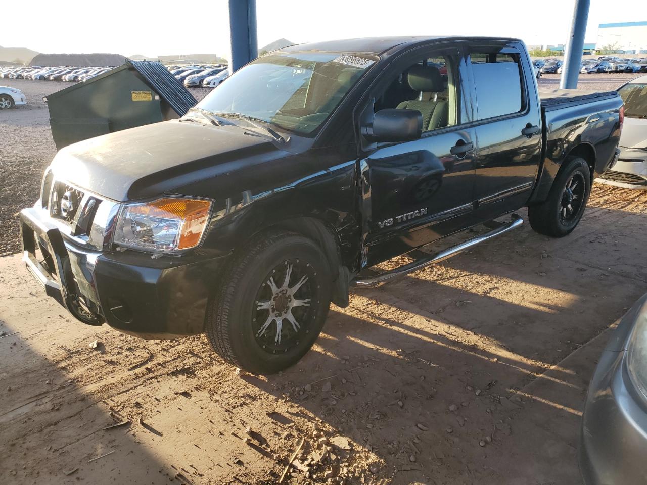 NISSAN TITAN S