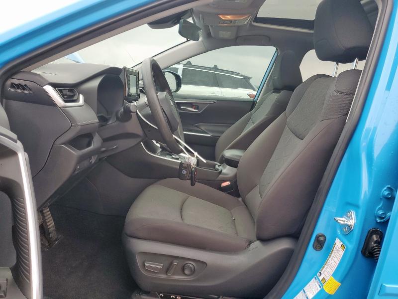 2021 TOYOTA RAV4 XLE - 4T3RWRFV2MU033337