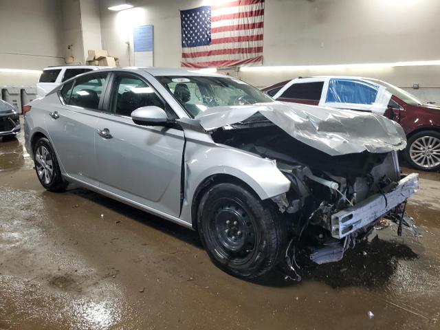 Vin: 1n4bl4bv2pn323999, lot: 52350635, nissan altima s 20234