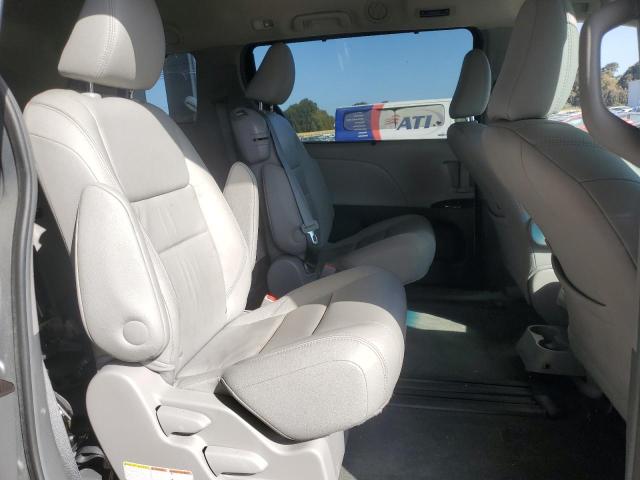 2016 TOYOTA SIENNA XLE - 5TDYK3DC0GS700739