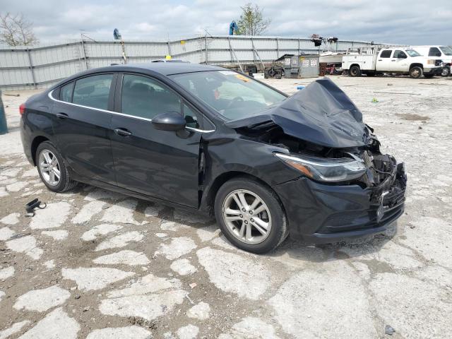 Vin: 1g1be5sm3h7231378, lot: 55299355, chevrolet cruze lt 20174