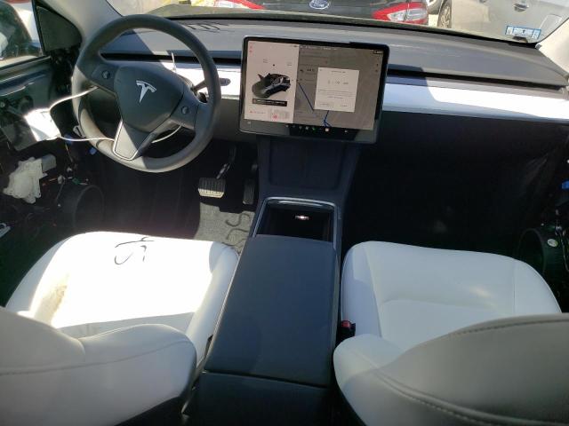 2024 TESLA MODEL Y - 7SAYGAEE5RF214010
