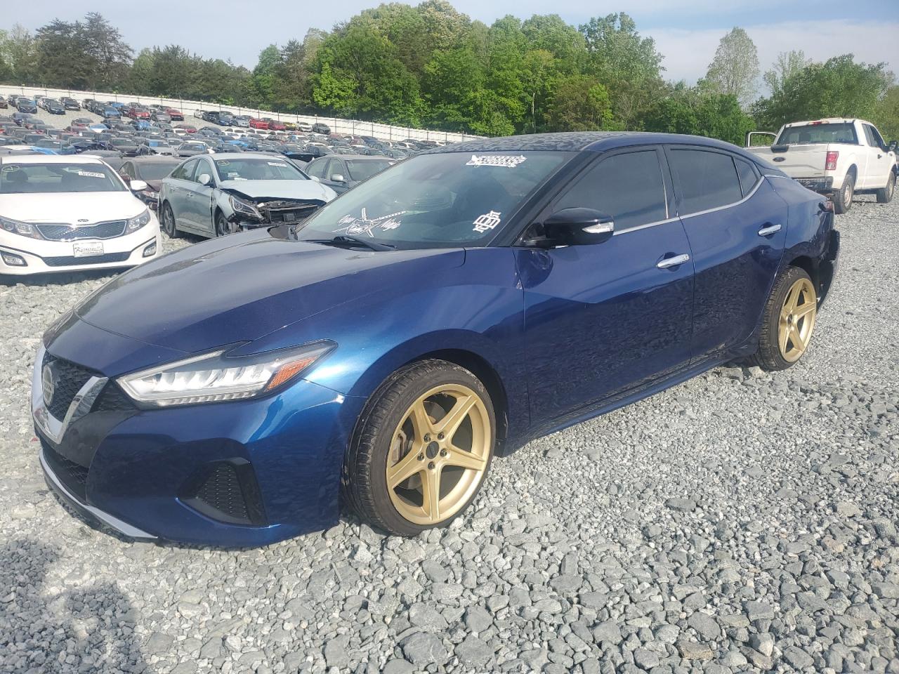 NISSAN MAXIMA SV