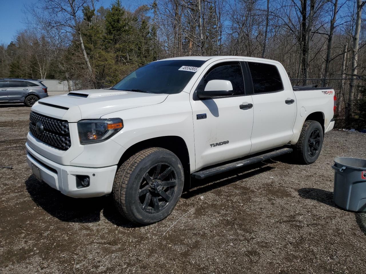 TOYOTA TUNDRA CREWMAX SR5