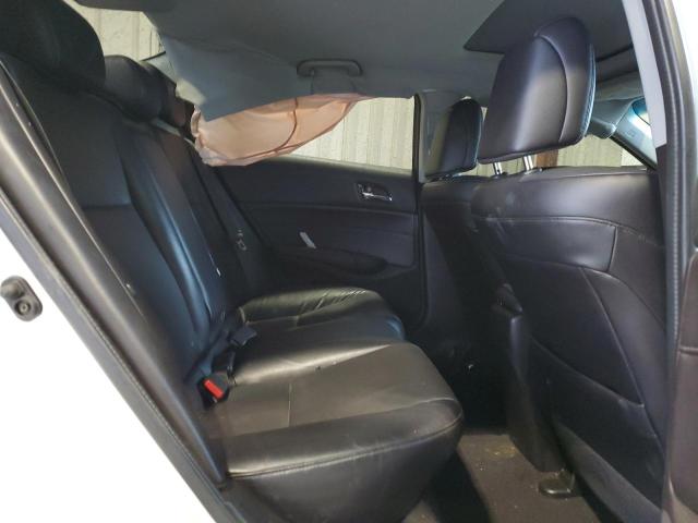 2018 ACURA ILX BASE W - 19UDE2F39JA007946
