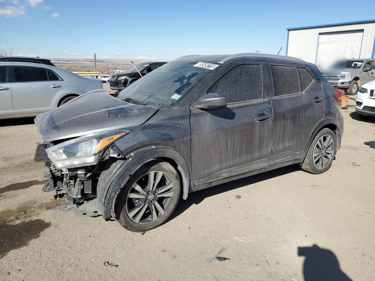 NISSAN KICKS SV