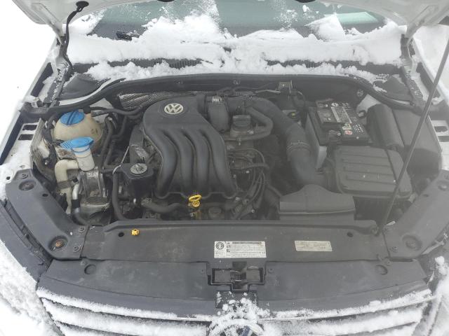 2015 VOLKSWAGEN JETTA BASE 3VW1K7AJ7FM338688