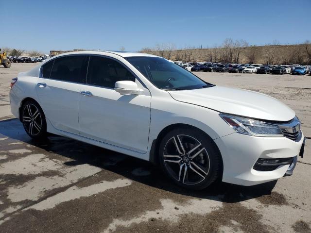 Vin: 1hgcr3f97ha006833, lot: 52257975, honda accord touring 20174