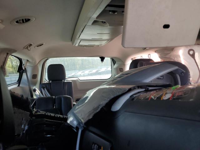 2014 CHRYSLER TOWN & COU - 2C4RC1BG8ER445016