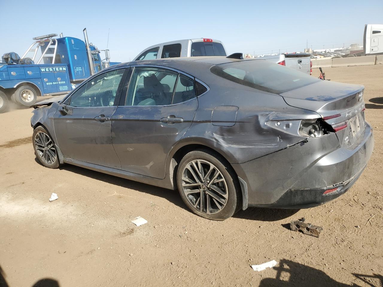 TOYOTA CAMRY XSE