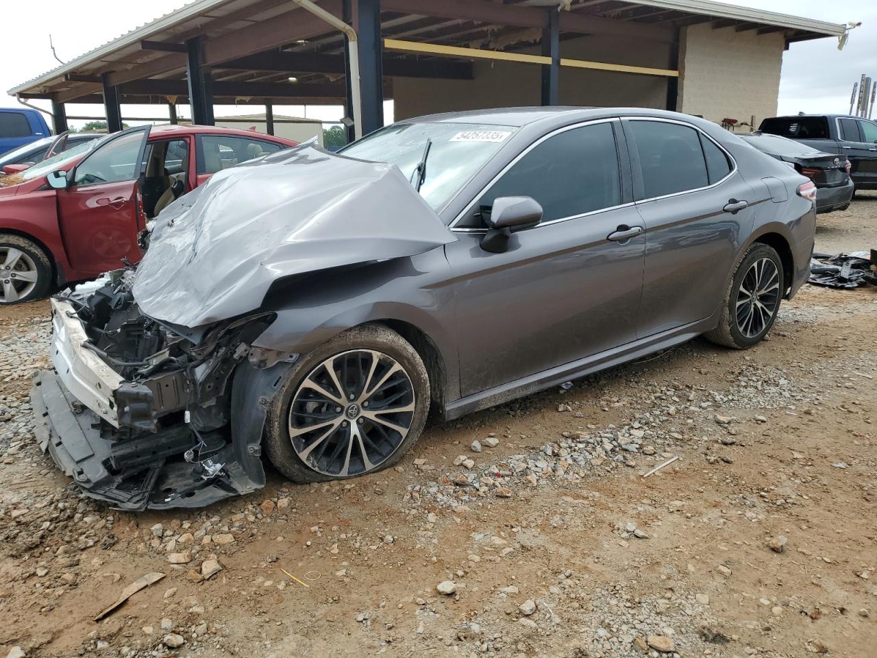 TOYOTA CAMRY SE