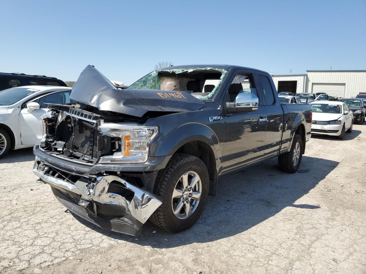 FORD F-150 SUPER CAB