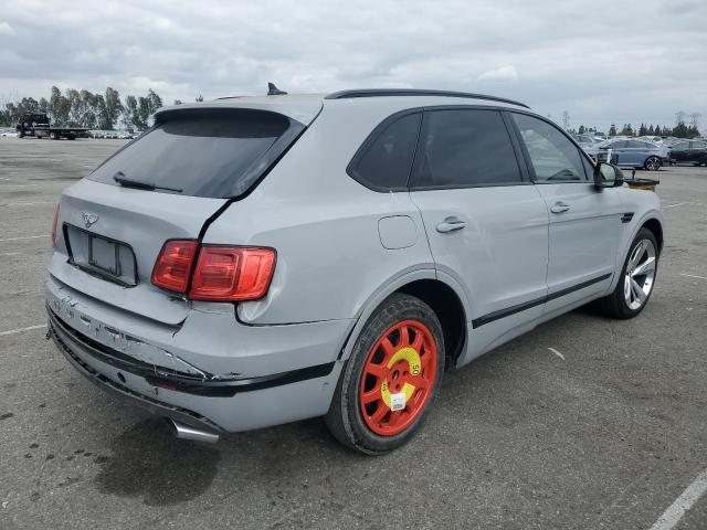 BENTLEY BENTAYGA 2017 silver  gas SJAAC2ZV0HC015387 photo #4