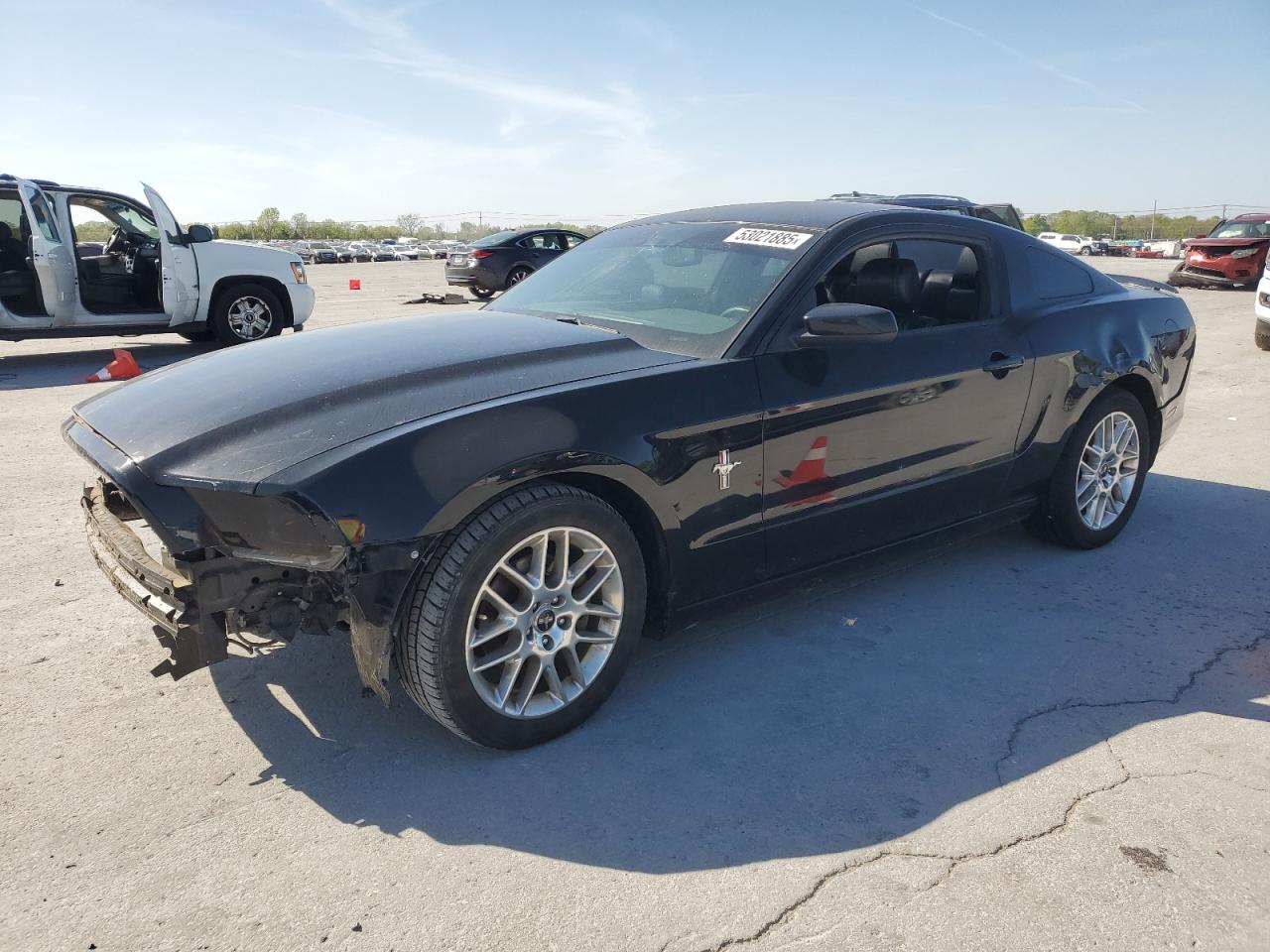 FORD MUSTANG