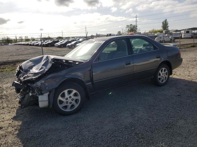 TOYOTA CAMRY CE