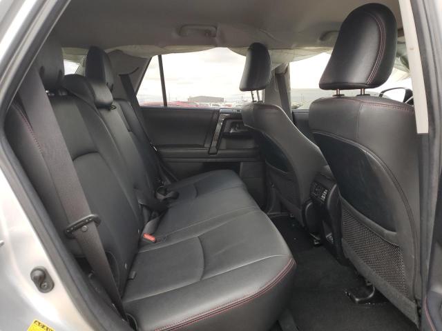 2020 TOYOTA 4RUNNER SR - JTEBU5JR7L5776247