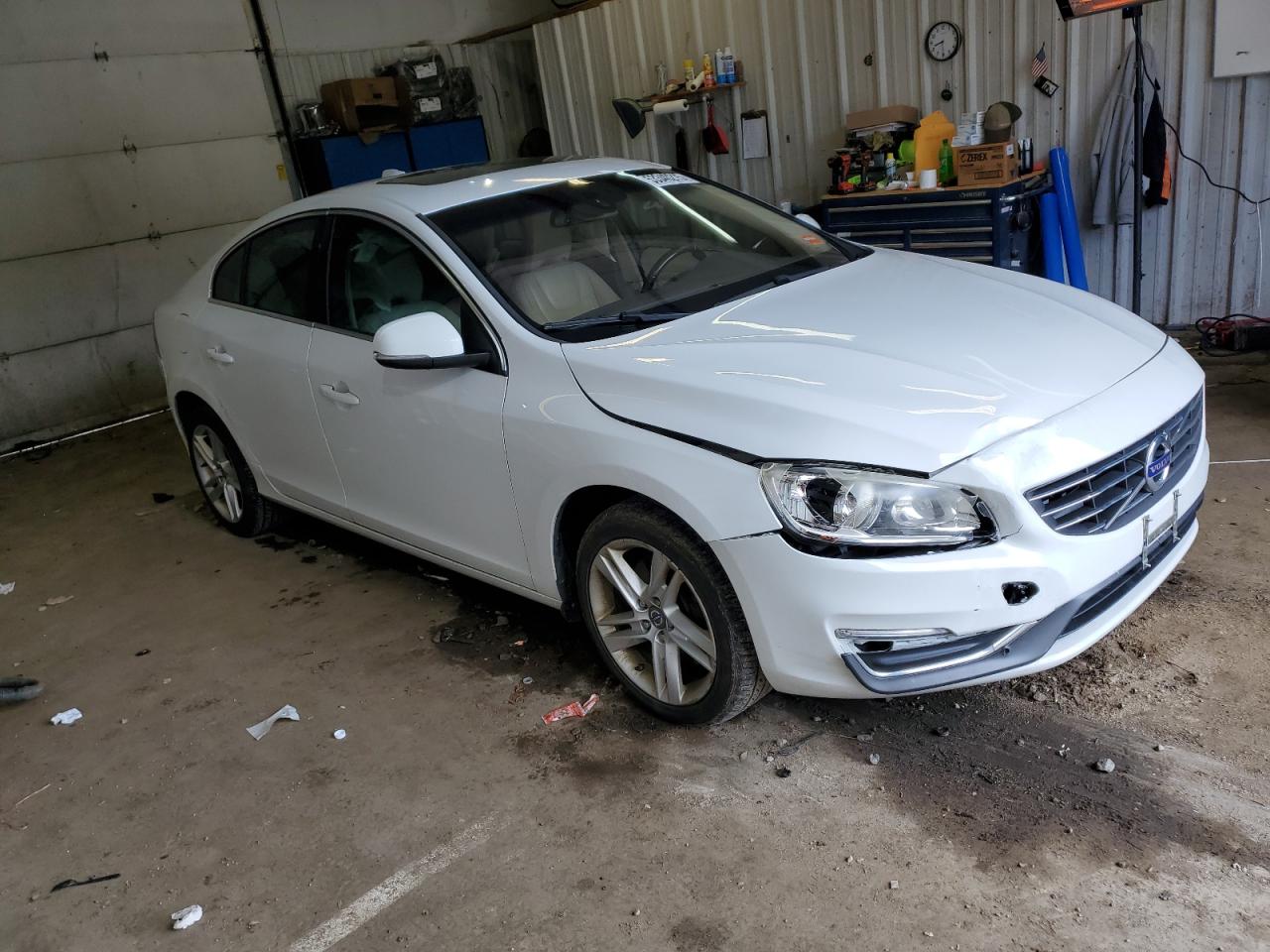 VOLVO S60 T5
