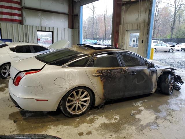 2016 JAGUAR XJ SAJWJ1CD8G8W02055