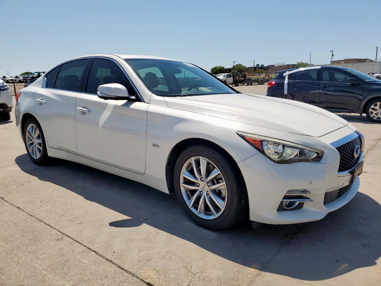 INFINITI Q50 2017