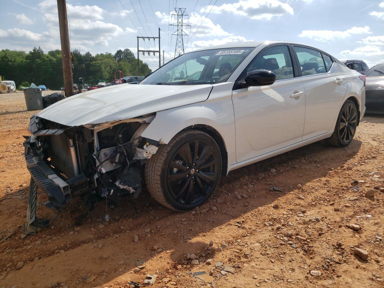 NISSAN ALTIMA SR