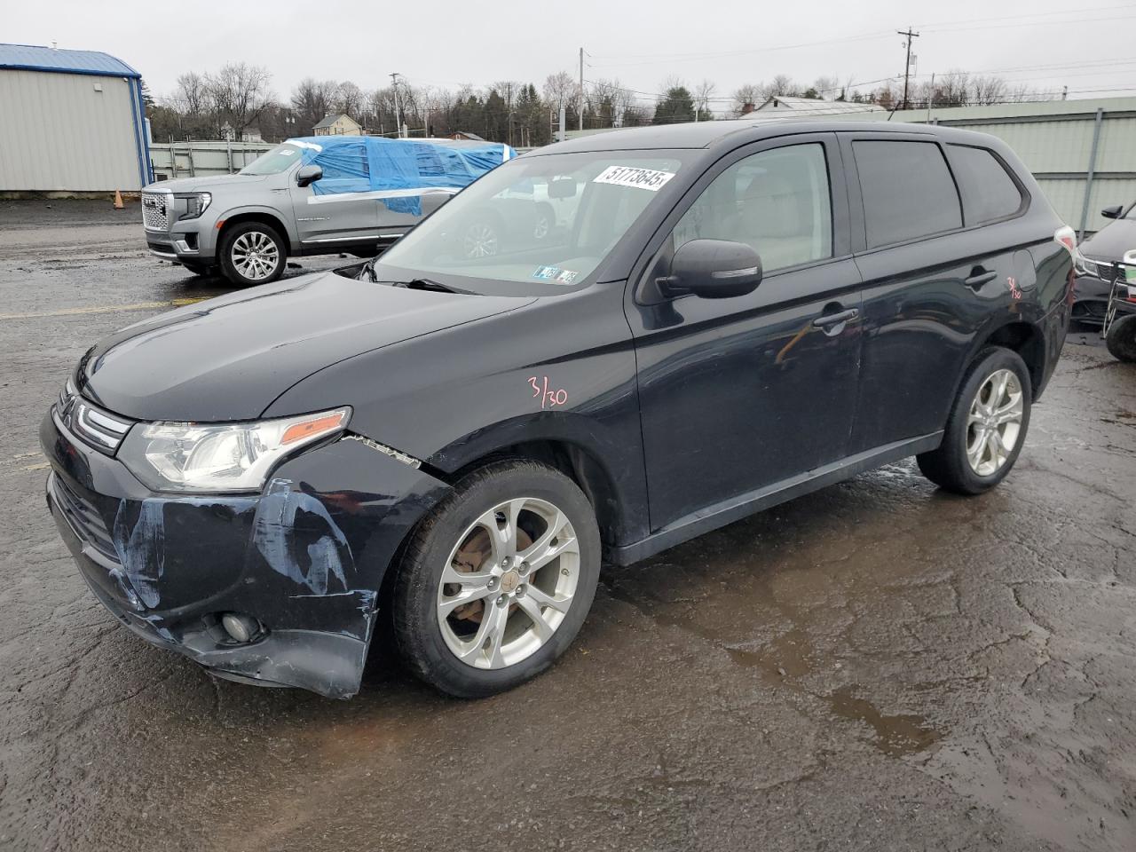 MITSUBISHI OUTLANDER SE