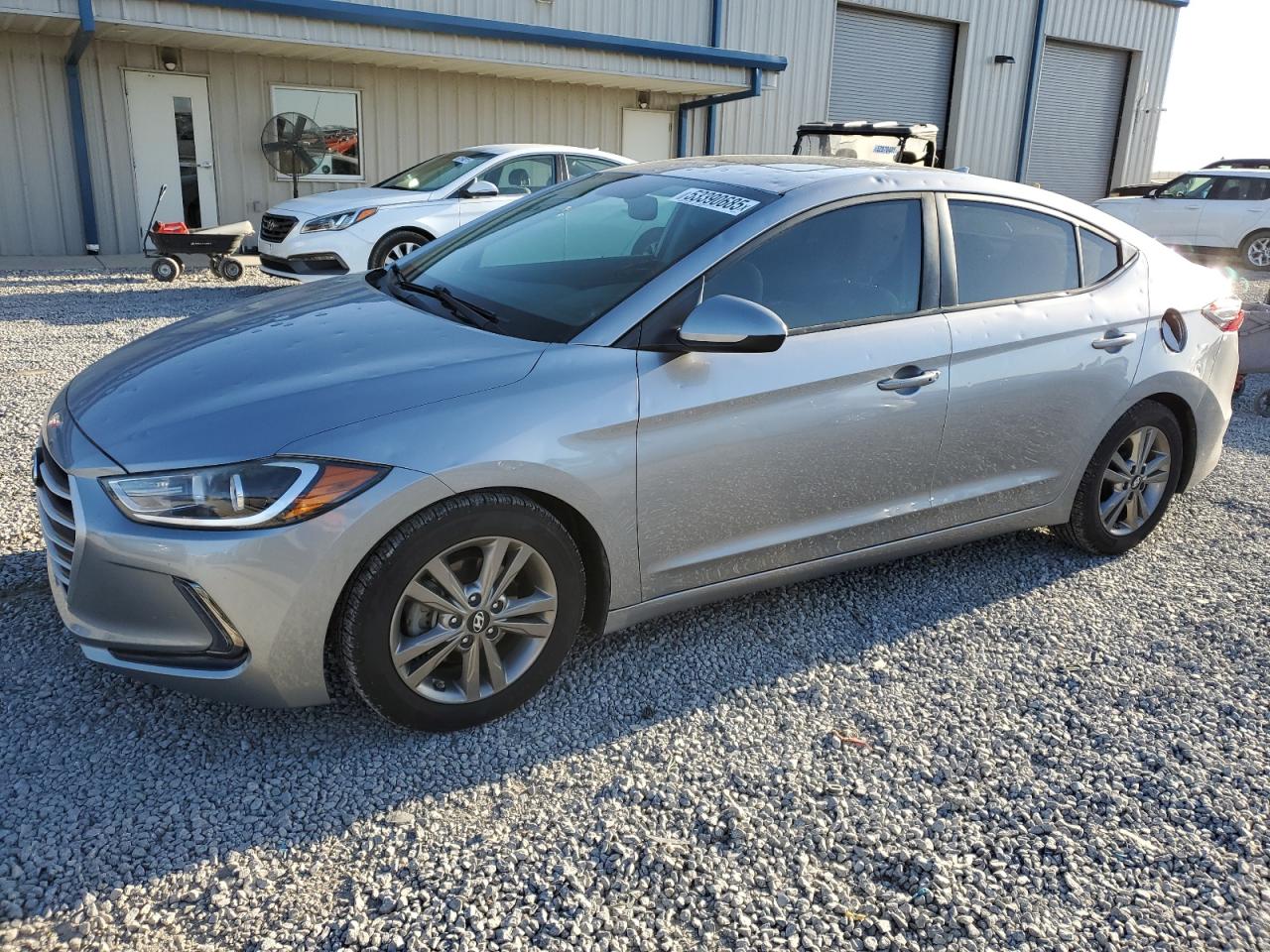 HYUNDAI ELANTRA SE