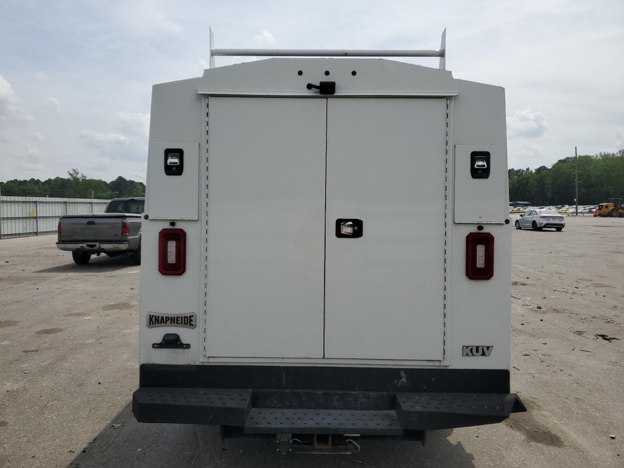 FORD ECONOLINE E350 SUPER DUTY CUTAWAY VAN