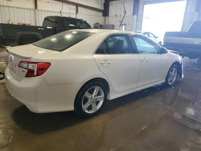Vin: 4t1bf1fkxeu820717, lot: 54142375, toyota camry l 20143
