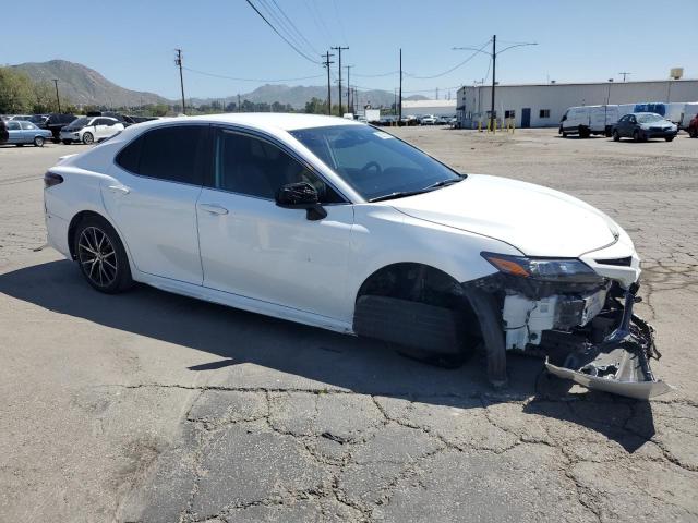 Vin: 4t1g11ak5mu475672, lot: 52578275, toyota camry se 20214