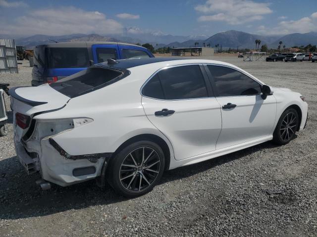 Vin: 4t1g11ak0mu572326, lot: 54611185, toyota camry se 20213