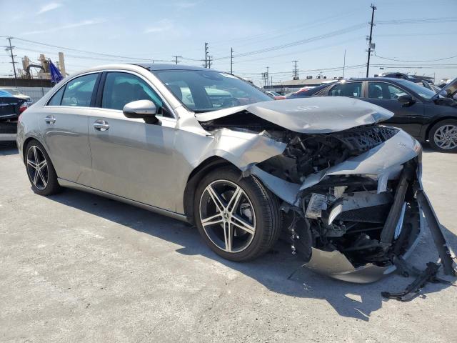 Vin: wdd3g4fb9kw002554, lot: 54011035, mercedes-benz a-class 220 4matic 20194