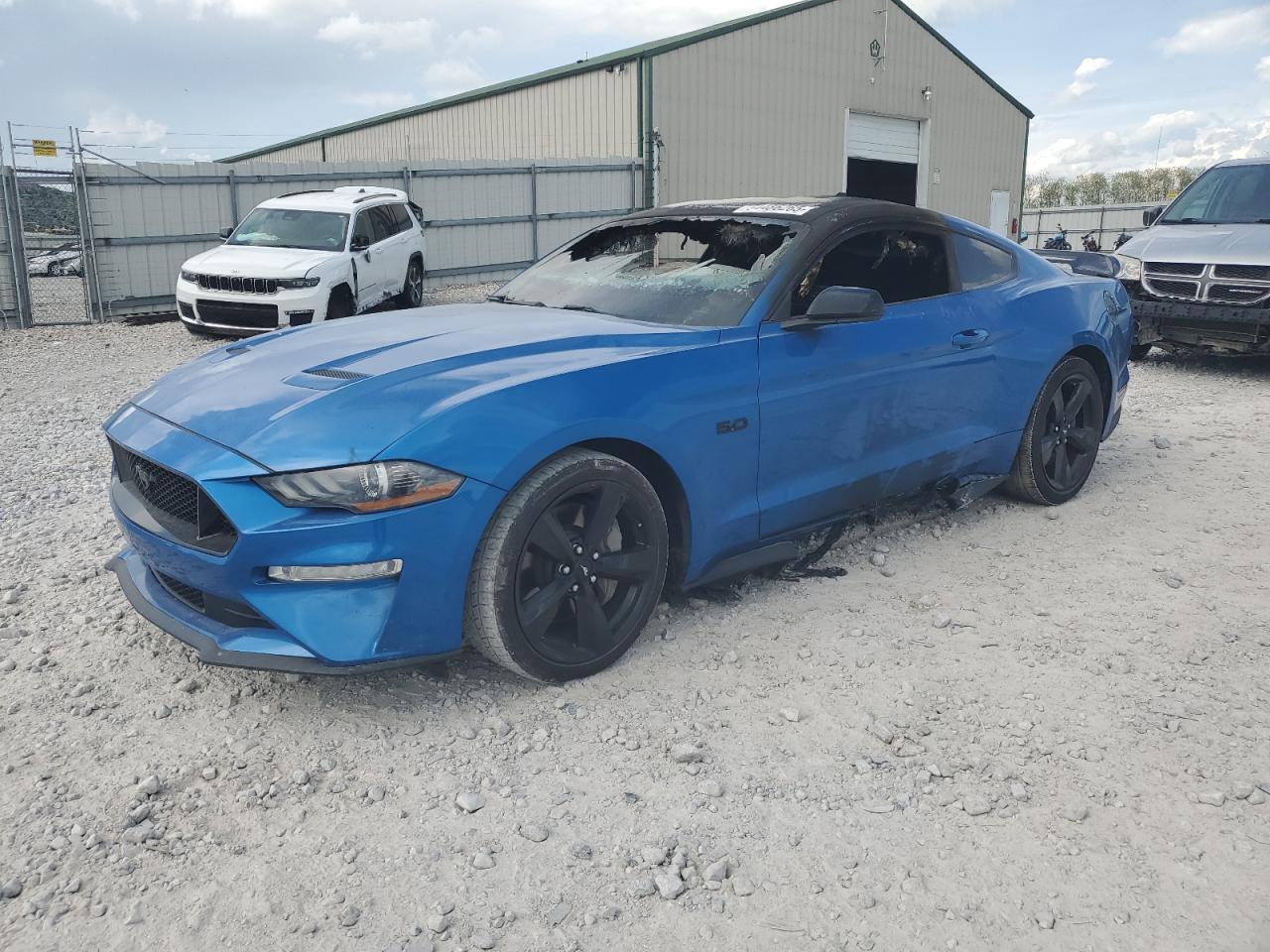FORD MUSTANG 2021