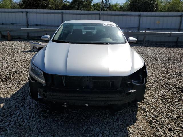 2016 VOLKSWAGEN PASSAT S - 1VWAS7A38GC050621