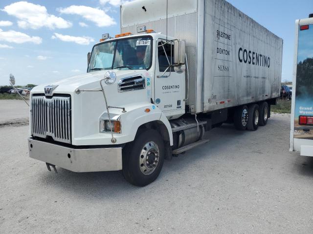WESTERN STAR/AUTO CAR CONVENTION 2019 white  diesel 5KKMAXDVXKPKV0061 photo #1