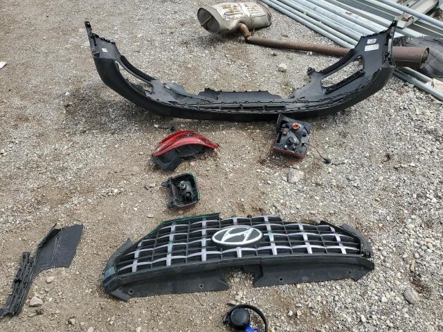 2024 HYUNDAI VENUE SEL - KMHRC8A34RU303824